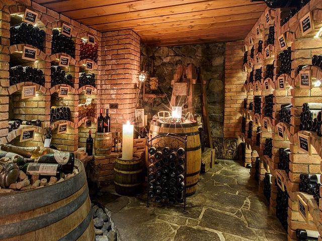 Wine Cellar_Alpenrose_Schruns